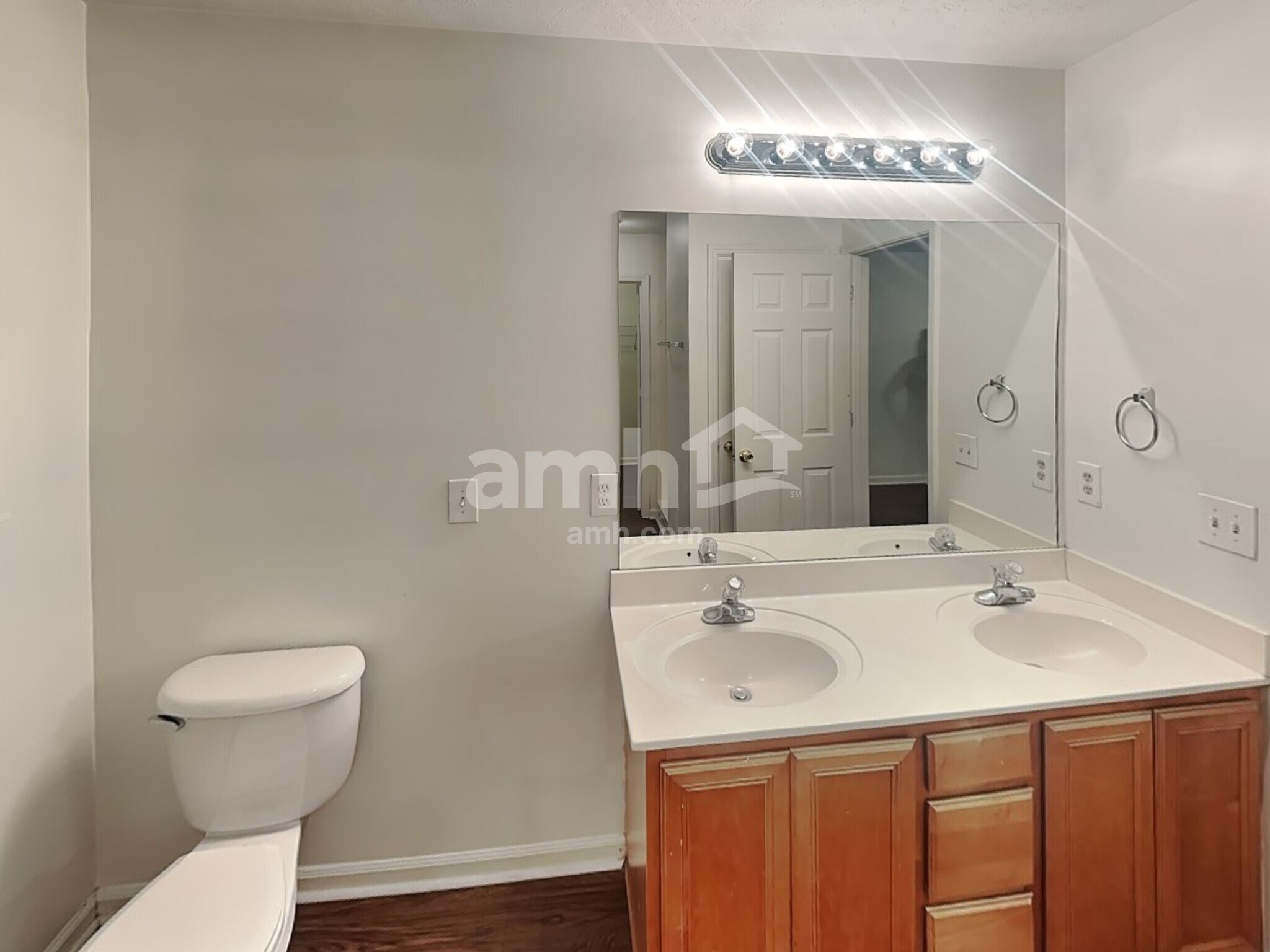 Building Photo - 7024 Legacy Dr