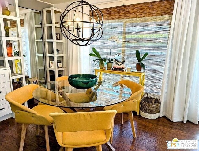 Building Photo - 20 Vía Valverde