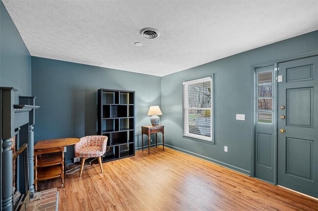 Building Photo - 14605 Cogburn Rd