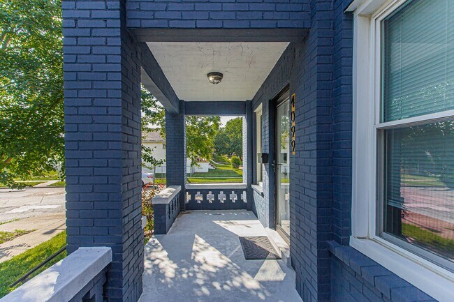 Building Photo - 4099 Fillmore St