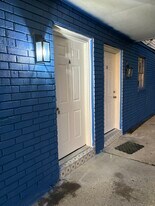 Building Photo - 3609 Golden Dr