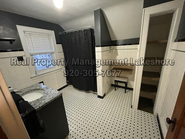 Building Photo - Stunning 3 Bedroom 1.5 Bathroom Home For Rent