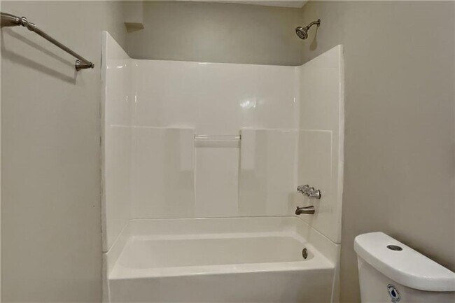 Building Photo - 979 Tyrell Dr