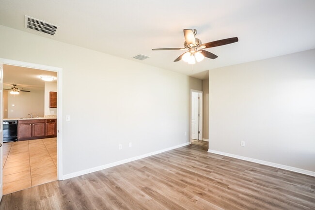 Building Photo - 14427 Haddon Mist Dr