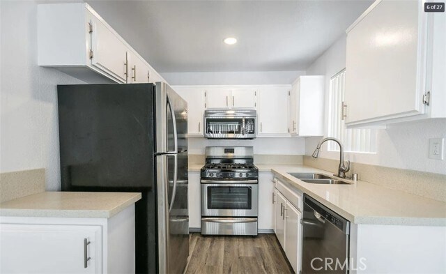 Building Photo - 4406 Cahuenga Blvd