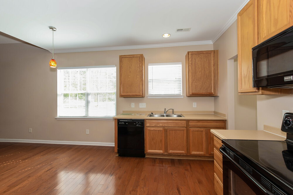 Building Photo - 16047 Long Talon Way