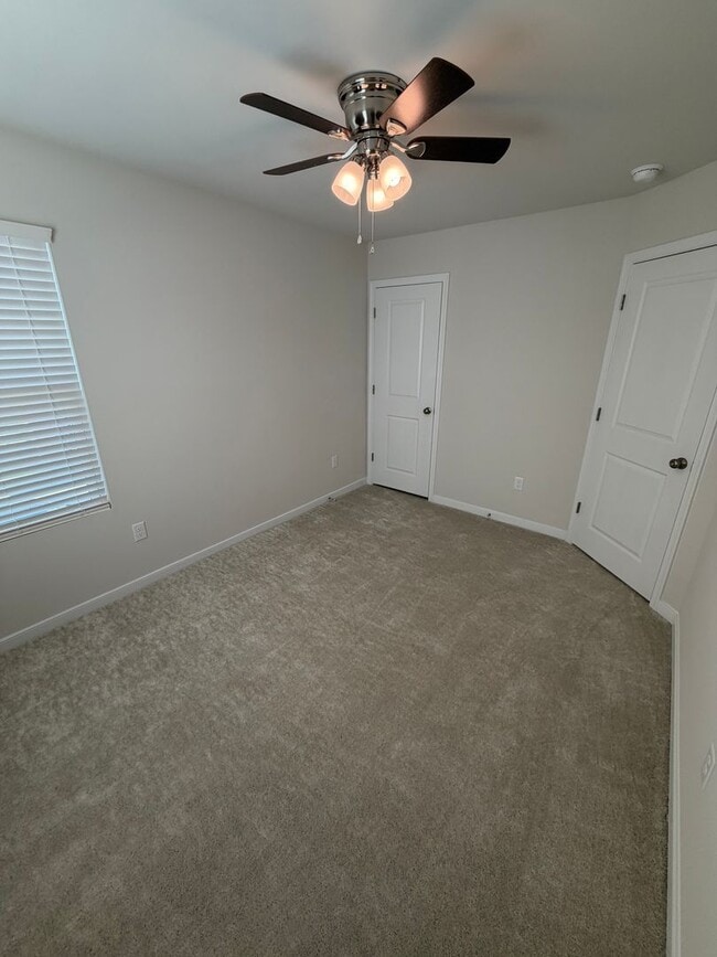 Building Photo - Modern Two-Story Townhome with Open Floor Plan and Garage