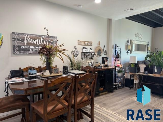 Building Photo - 4417 E Leubecher Pl