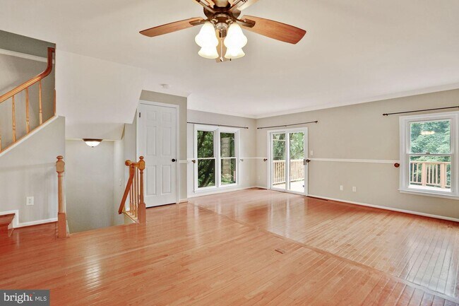 Building Photo - 5136 Glen Meadow Dr