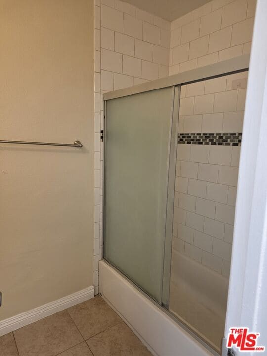 Building Photo - 754 E 84th Pl