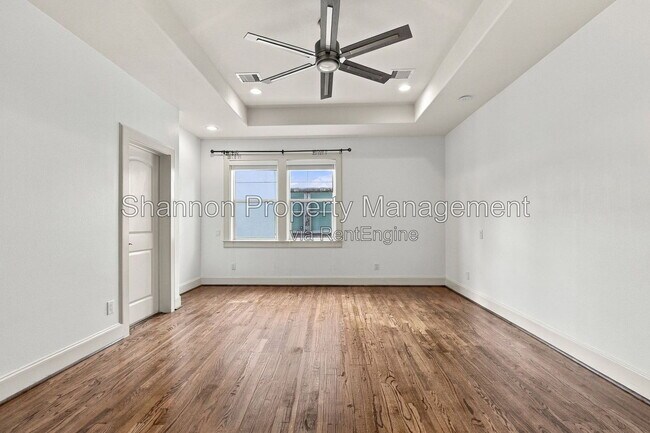 Building Photo - 1108 Peveto St