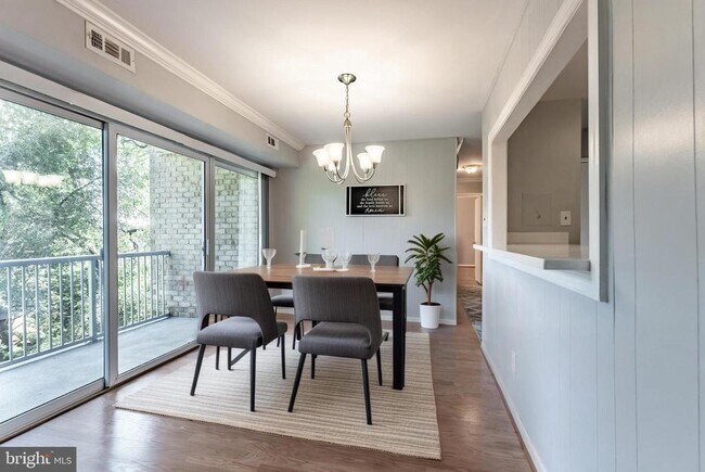 Building Photo - 2908 Kings Chapel Rd