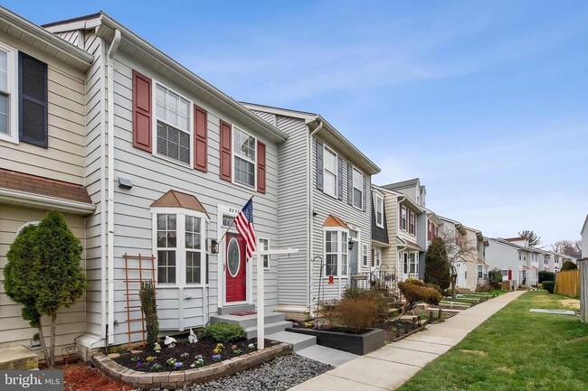 Building Photo - 8552 Southlawn Ct