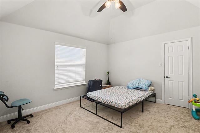 Building Photo - 6116 Cooper Crk St