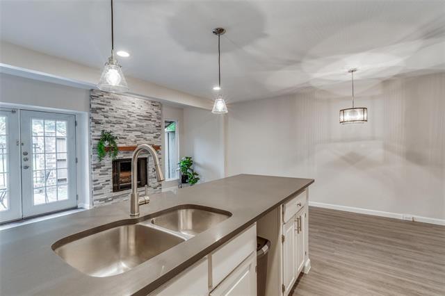 Building Photo - 3112 Pin Oak Ct