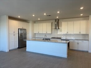 Building Photo - **Move In special $1k off first month's rent** Exciting Opportunity: Discover Your Brand New Drea...