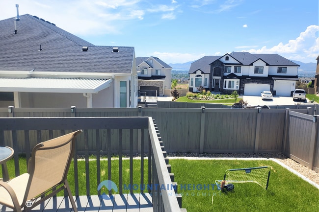 Building Photo - 3861 Spring Brook Ln