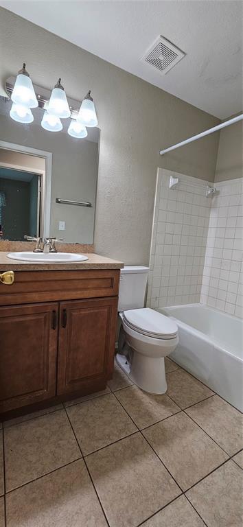Building Photo - 2842 Indianwood Dr