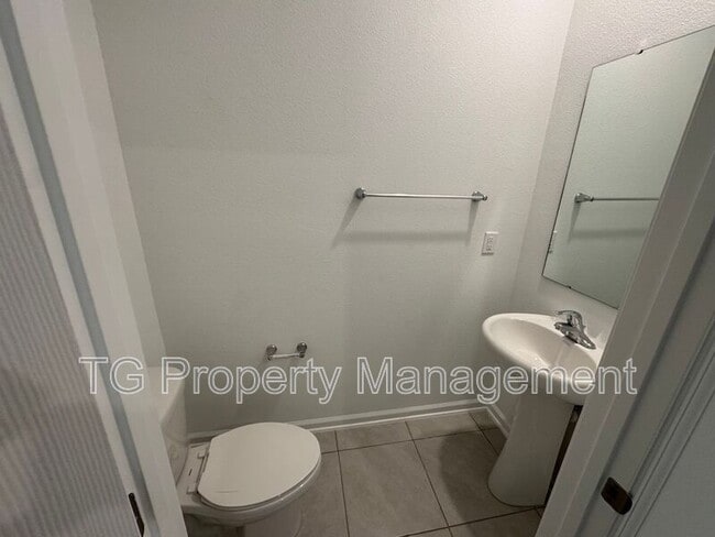 Building Photo - 109 Montellano Rd