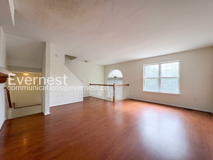 Building Photo - 1101 Highpointe Blvd