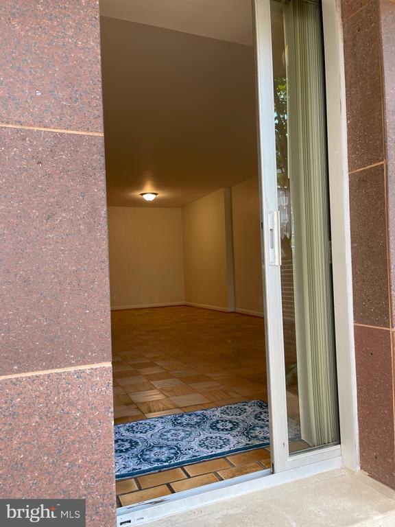 Building Photo - 520 N St SW