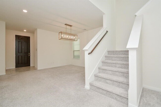 Building Photo - 4542 Medrano Trl