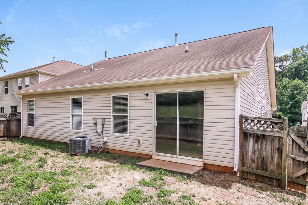 Building Photo - 352 Averasboro Dr