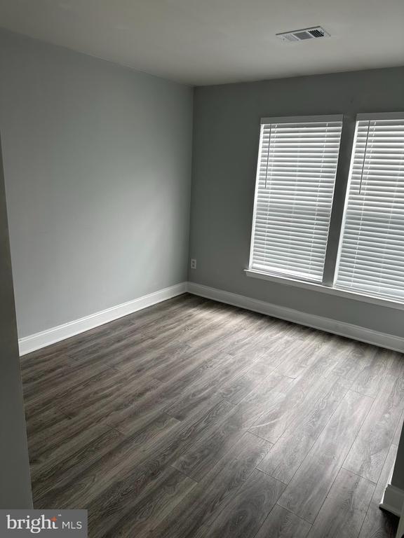 Building Photo - 203 Fox Trail