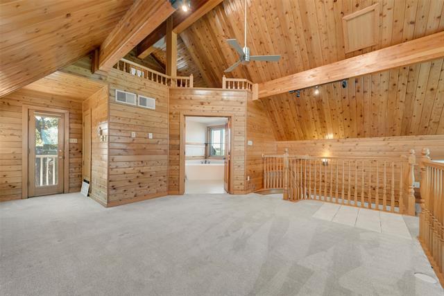 Building Photo - 3733 Oakwood Dr