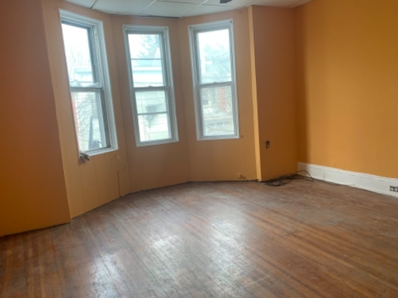 Building Photo - 403 Liberty St