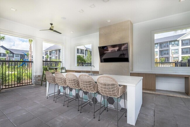 Building Photo - 3020 Base Blvd