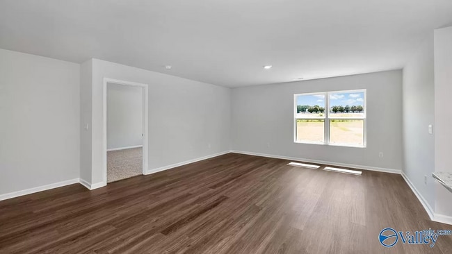 Building Photo - 153 Ozy Dr