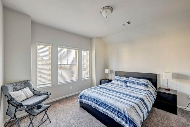 Building Photo - 2113 Paul Quinn St