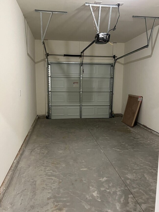 Building Photo - Brand New 2 Bedroom Townhome Available NOW...