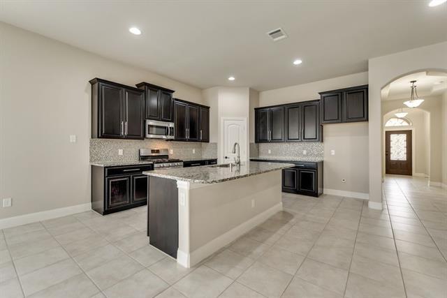 Building Photo - 15500 Cornwallis St