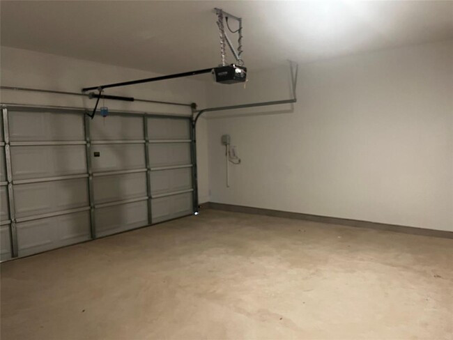 Building Photo - 424 Bristlecone Bend
