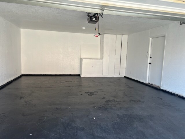 Building Photo - MPEJIMM UNIT 3