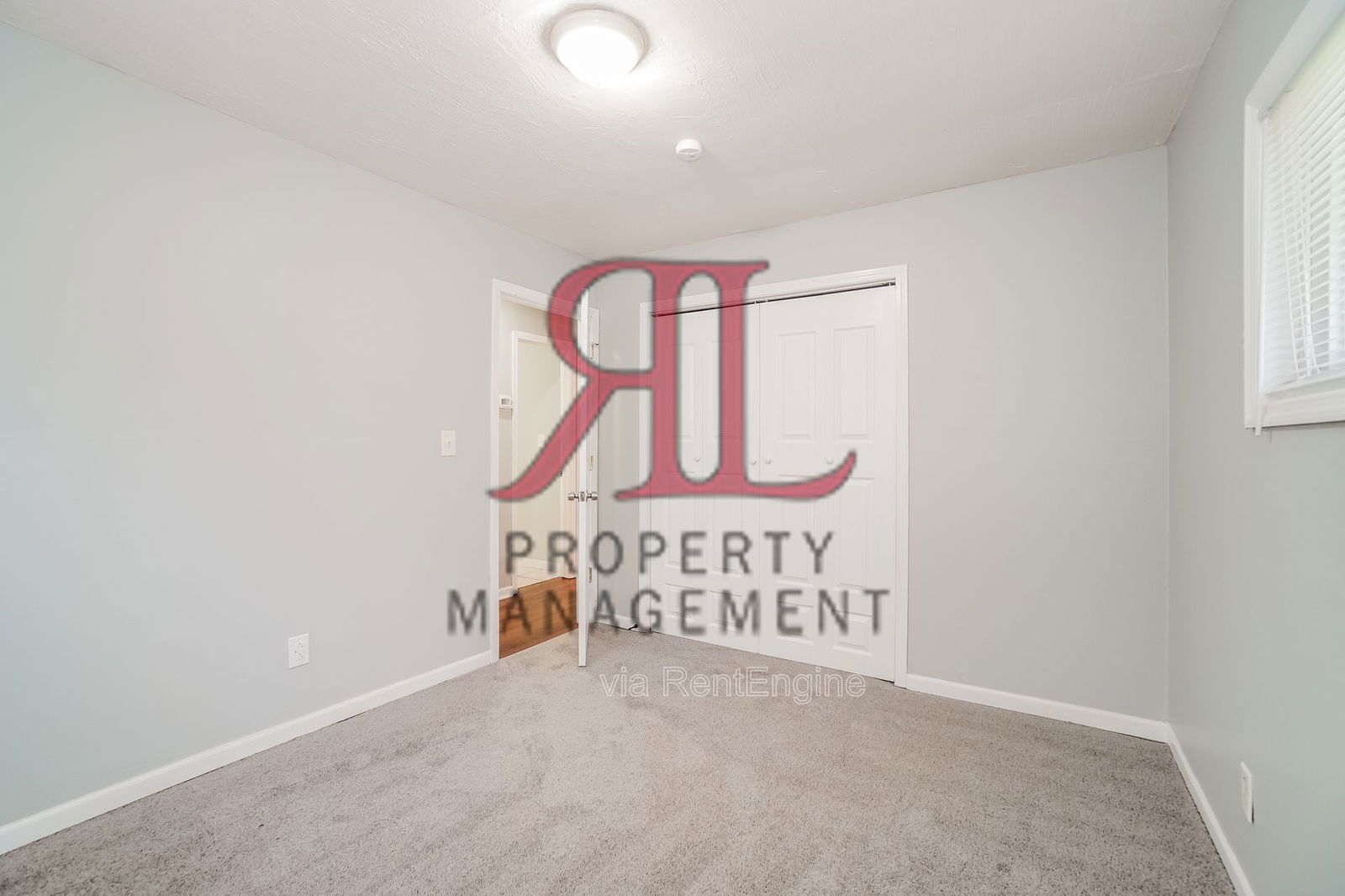 Building Photo - 2262 Century Dr