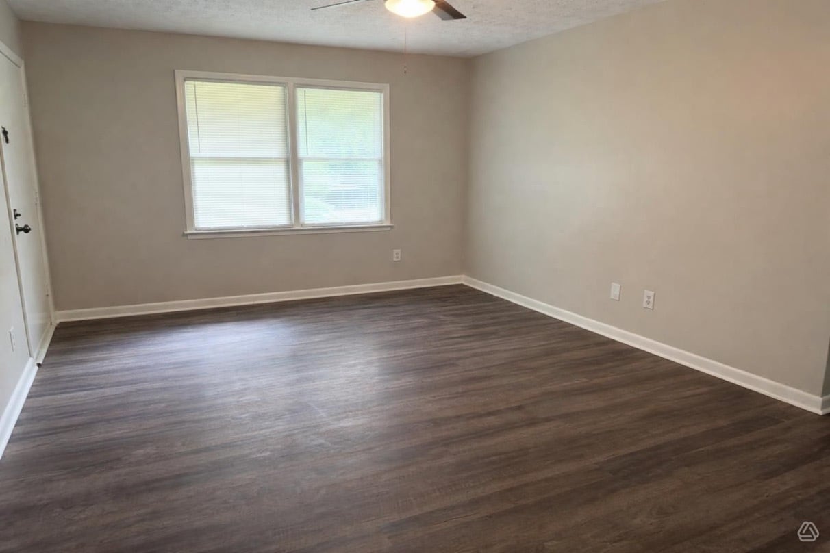 Family Room - 92 Brannan St