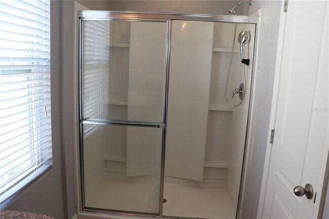 Building Photo - 3740 Seneca Club Loop