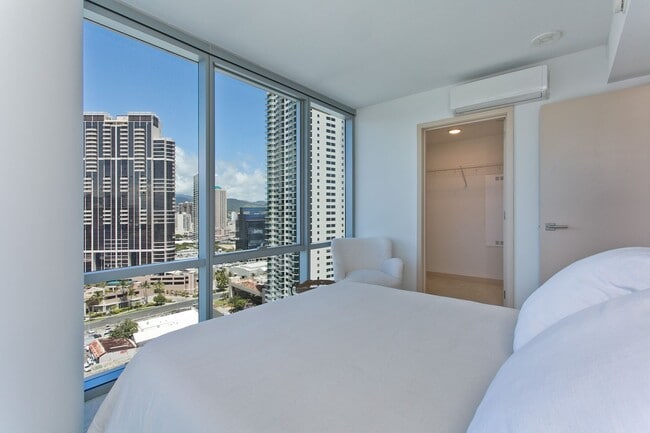 Building Photo - Modern 1-Bedroom Condo in Kakaako – 20th F...