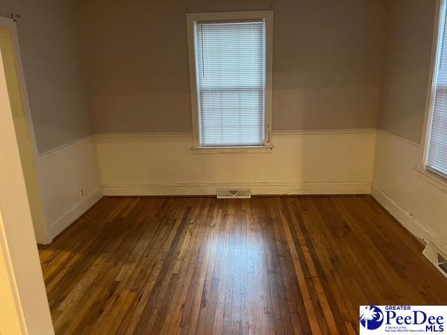 Building Photo - 1008 W Cedar St