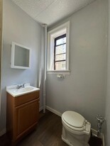 Building Photo - 99 Clifton Pl