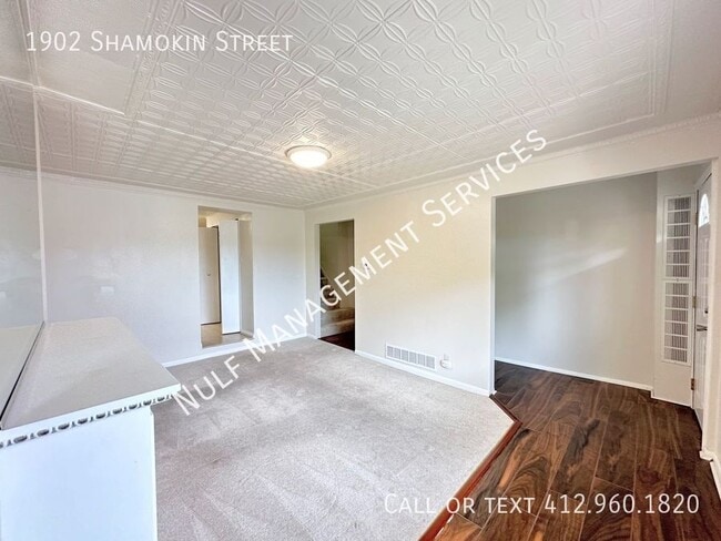 Building Photo - 1902 Shamokin St