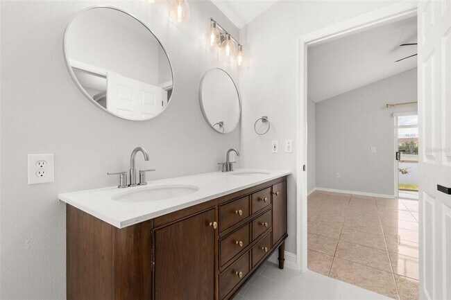 Building Photo - 12748 Gettysburg Cir