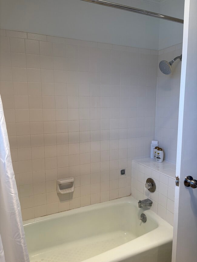 Building Photo - 4338 Ridgecrest Cir