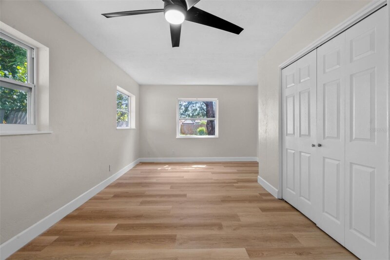 Building Photo - 5916 Gulfport Blvd S