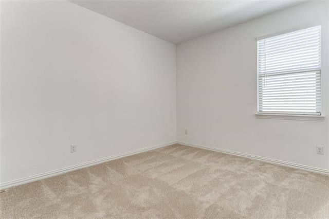 Building Photo - 1213 Blue Spg Dr