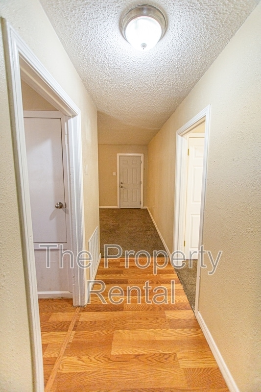 Building Photo - 3624 Walnut Ave