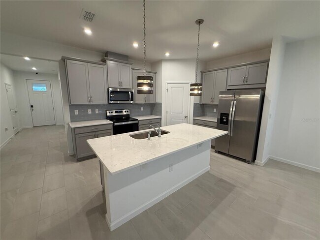 Building Photo - 1165 Lakeshore Breeze Pl